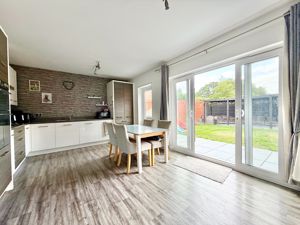 Photo 12- click for photo gallery